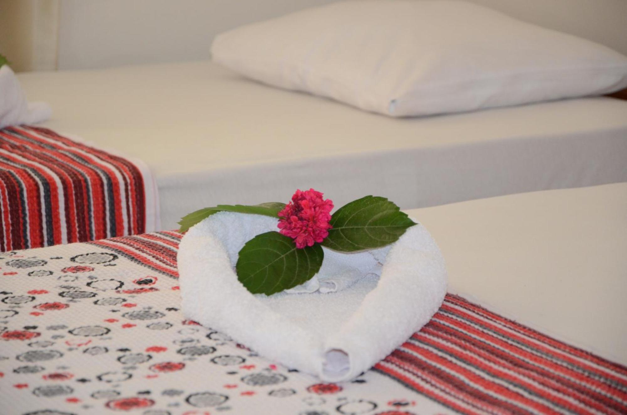 Dilek Hotel Menderes Eksteriør billede